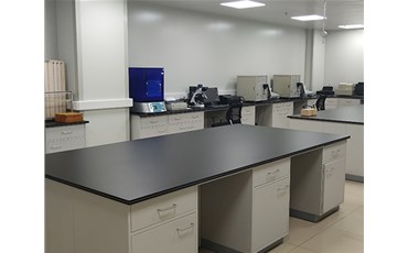 怎樣的實驗室家具契合人體工程學(xué)？山西艾德沃思小編告訴您